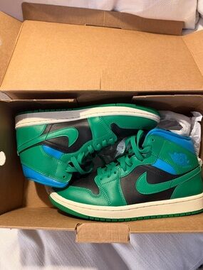 Nike Jordan air 1 mid lucky green trainers